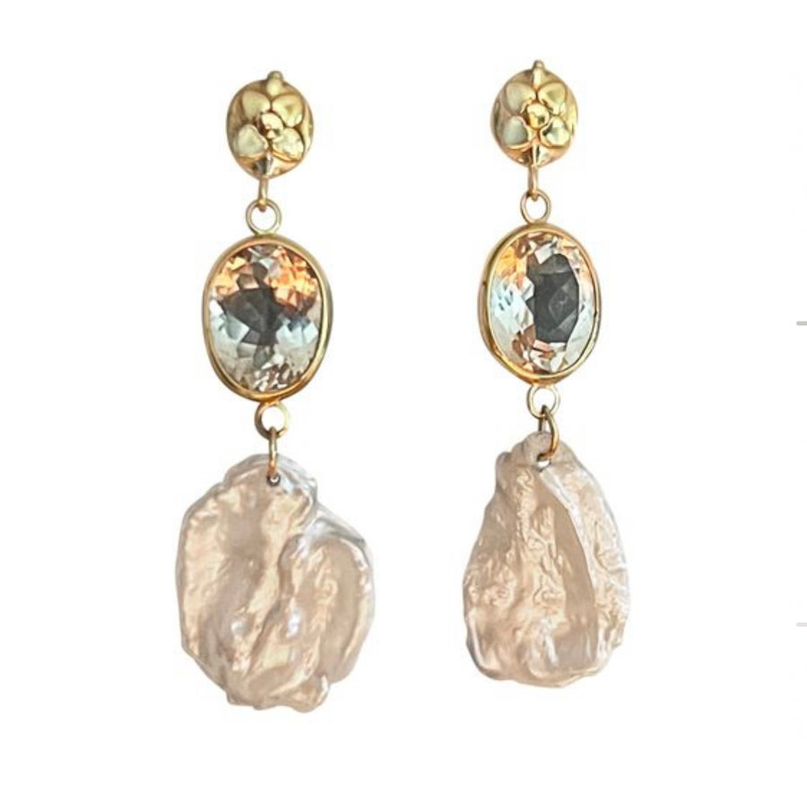 White Topaz and Keishi Pearl Earring