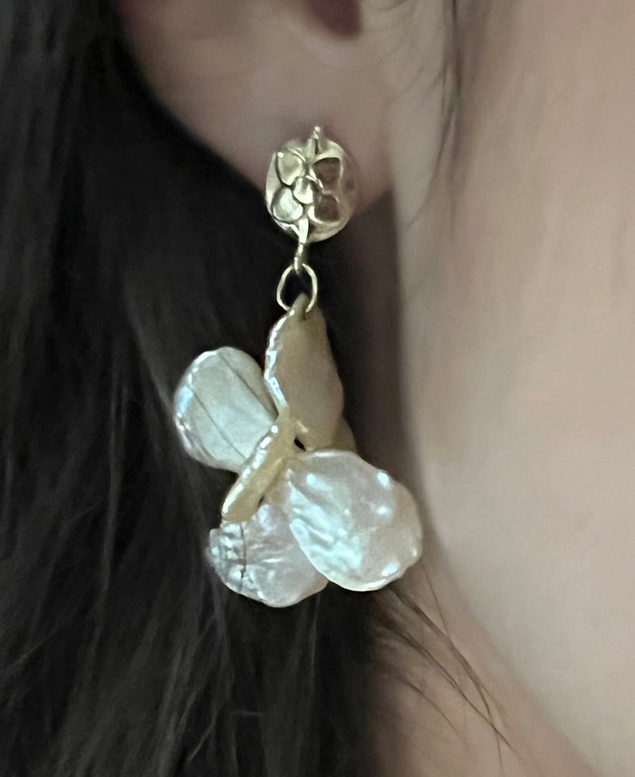 Rare Peach Keshi Pearl Gold Flower Earrings