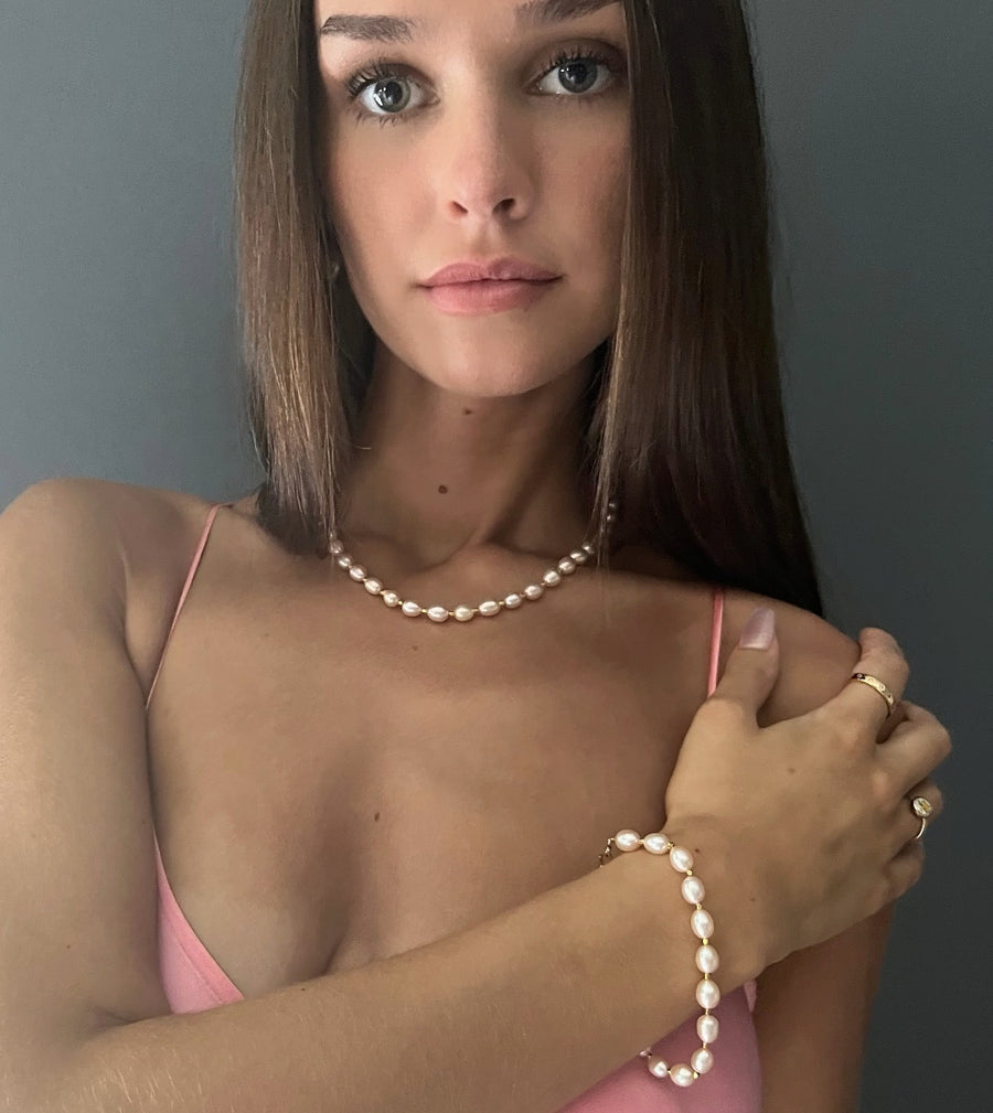 Soft Peach Keshi Pearl Bracelet with Gold Accents