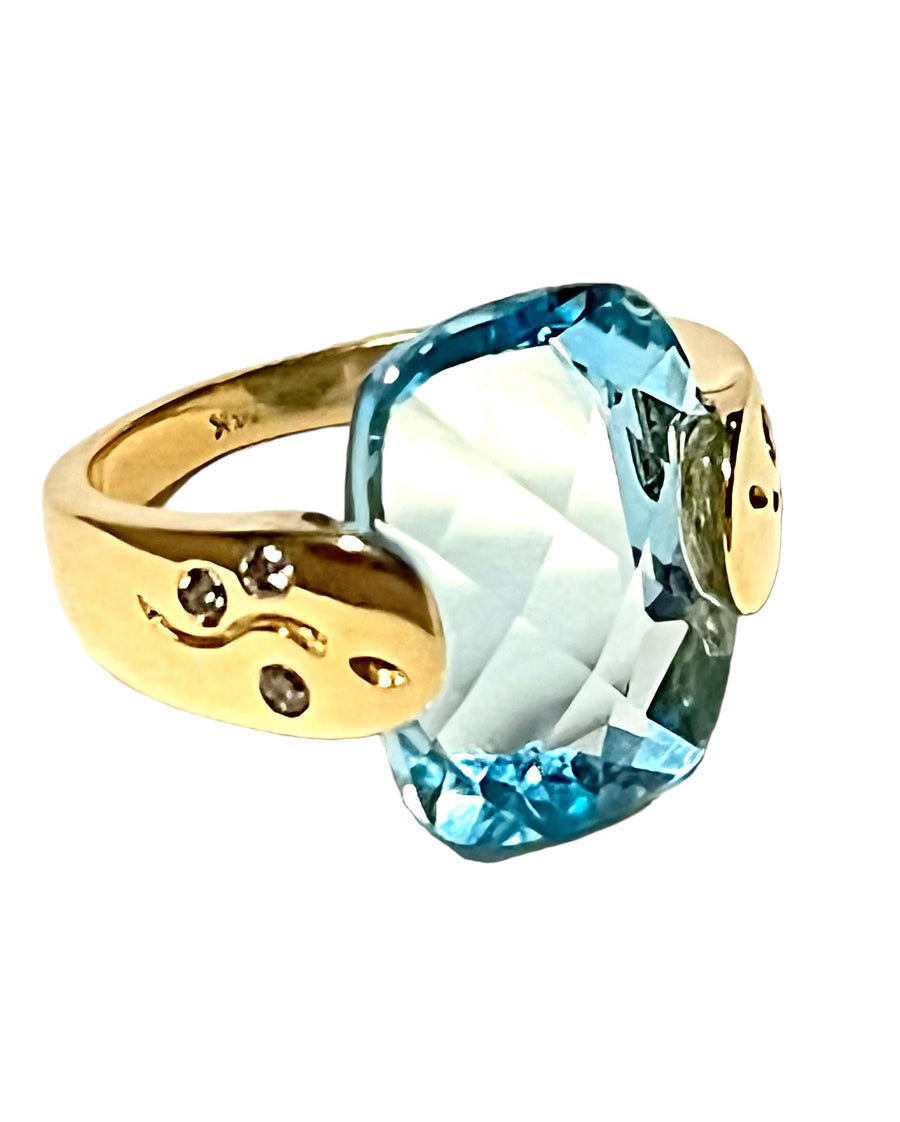 18K Gold Blue Topaz & Diamond Ring