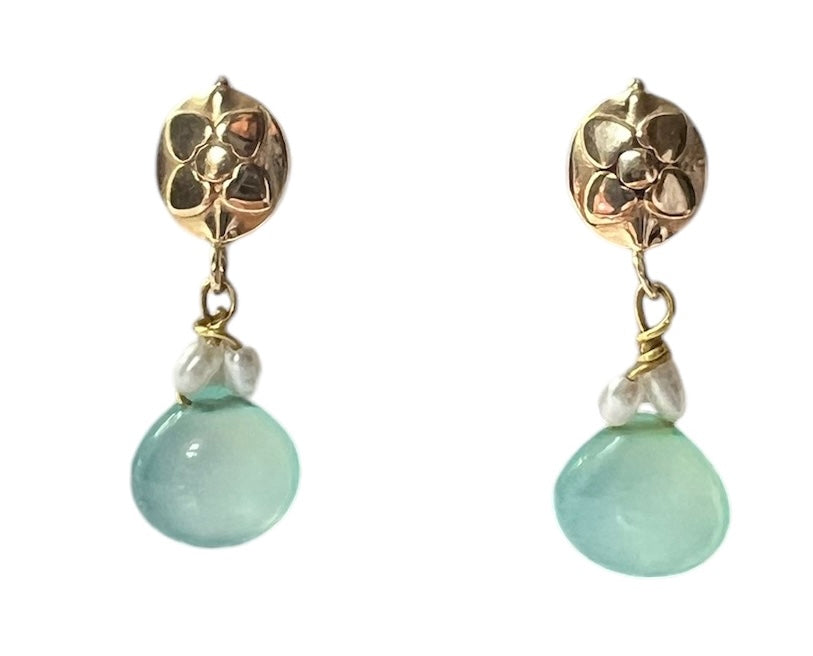 Chalcedony and Peal Gold Earring
